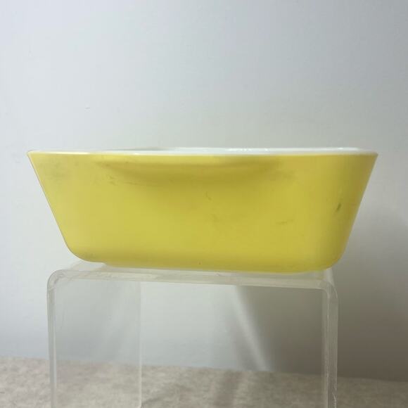 Vintage Pyrex 0503 Yellow Refrigerator Dish R-2 No Lid USA - Picture 4 of 9